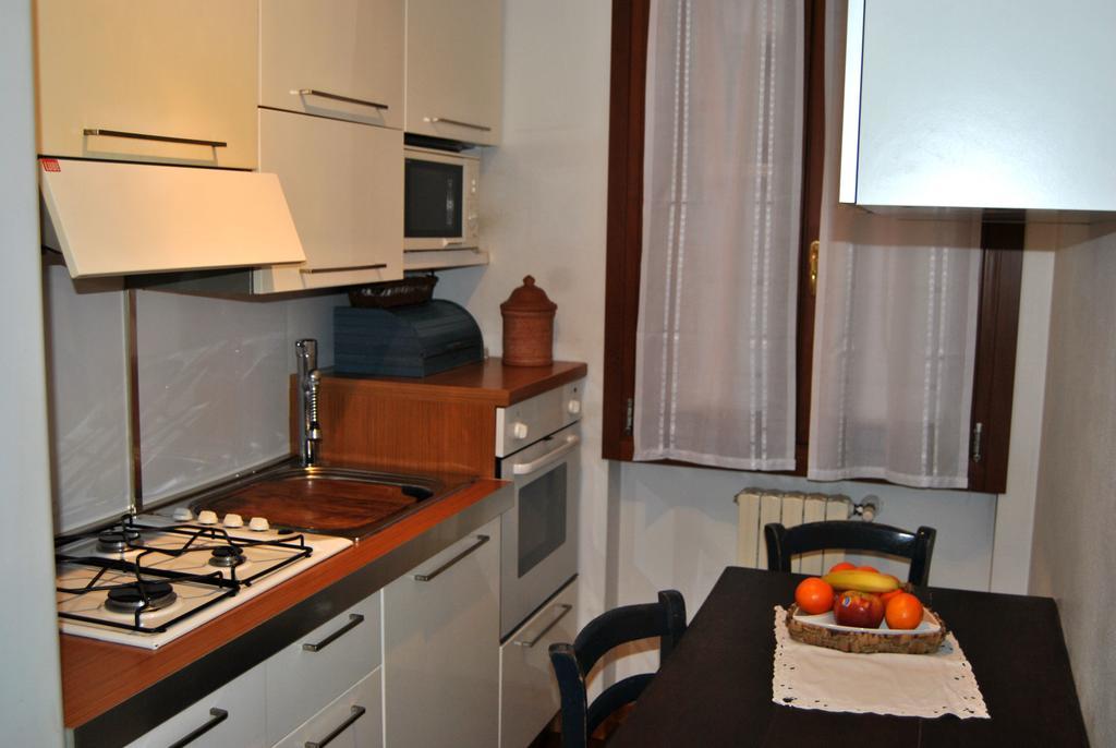Appartamento Savoia Salo Bagian luar foto
